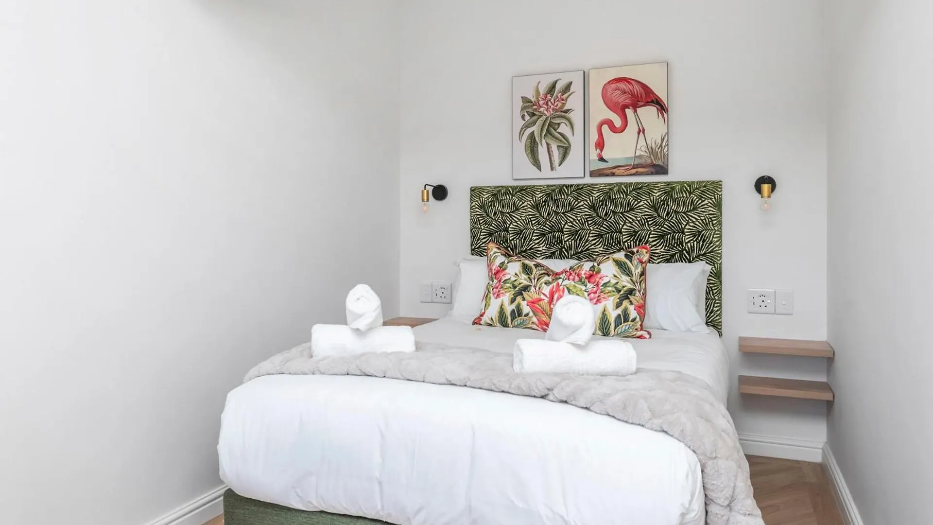Flamingo On Hope Apartment Cape Town